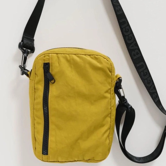 BAGGU NWT Lentil Sport Crossbody - Picture 2 of 7